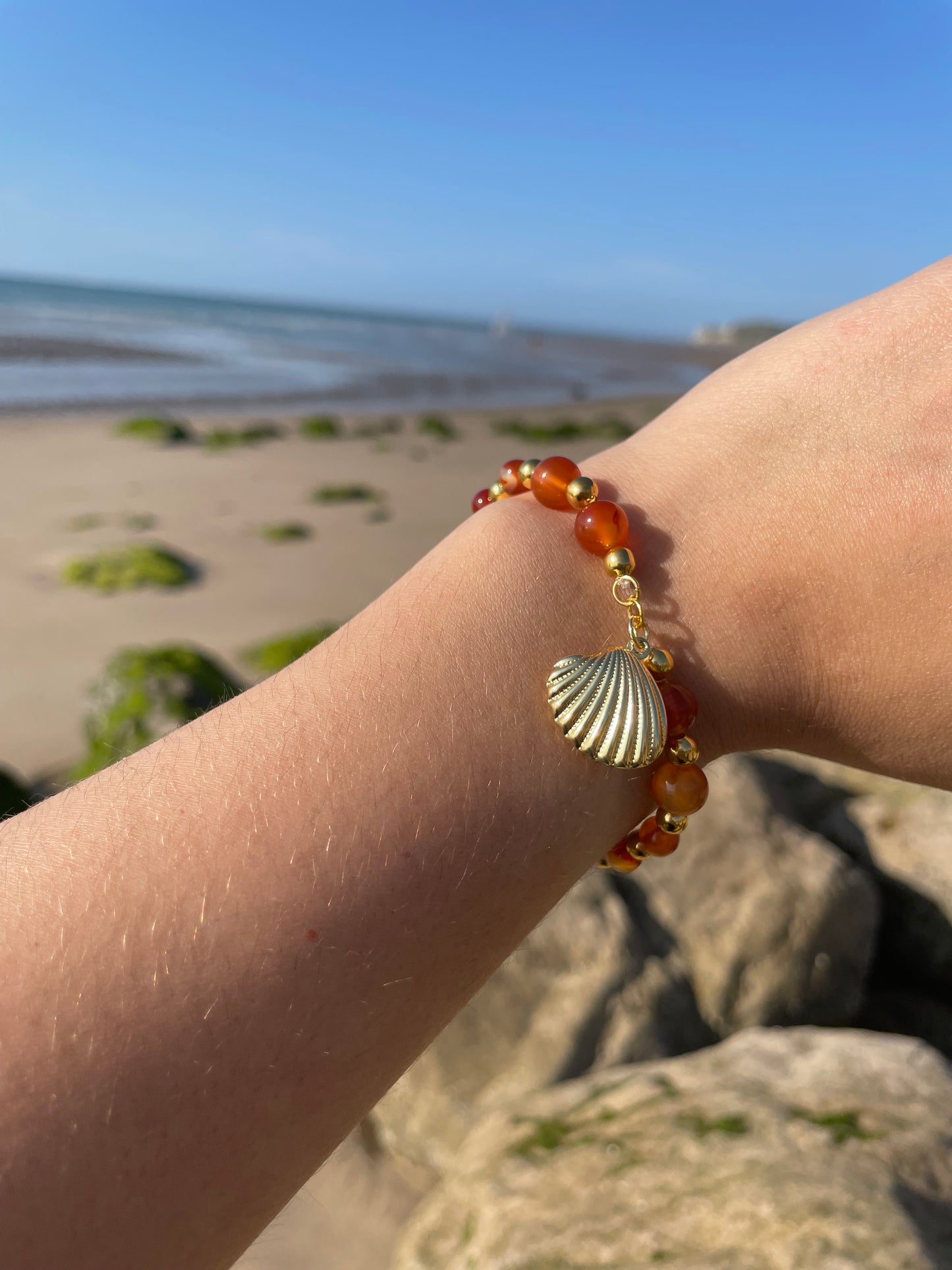 Bracelet "Luria" - Cornaline & coquillage doré