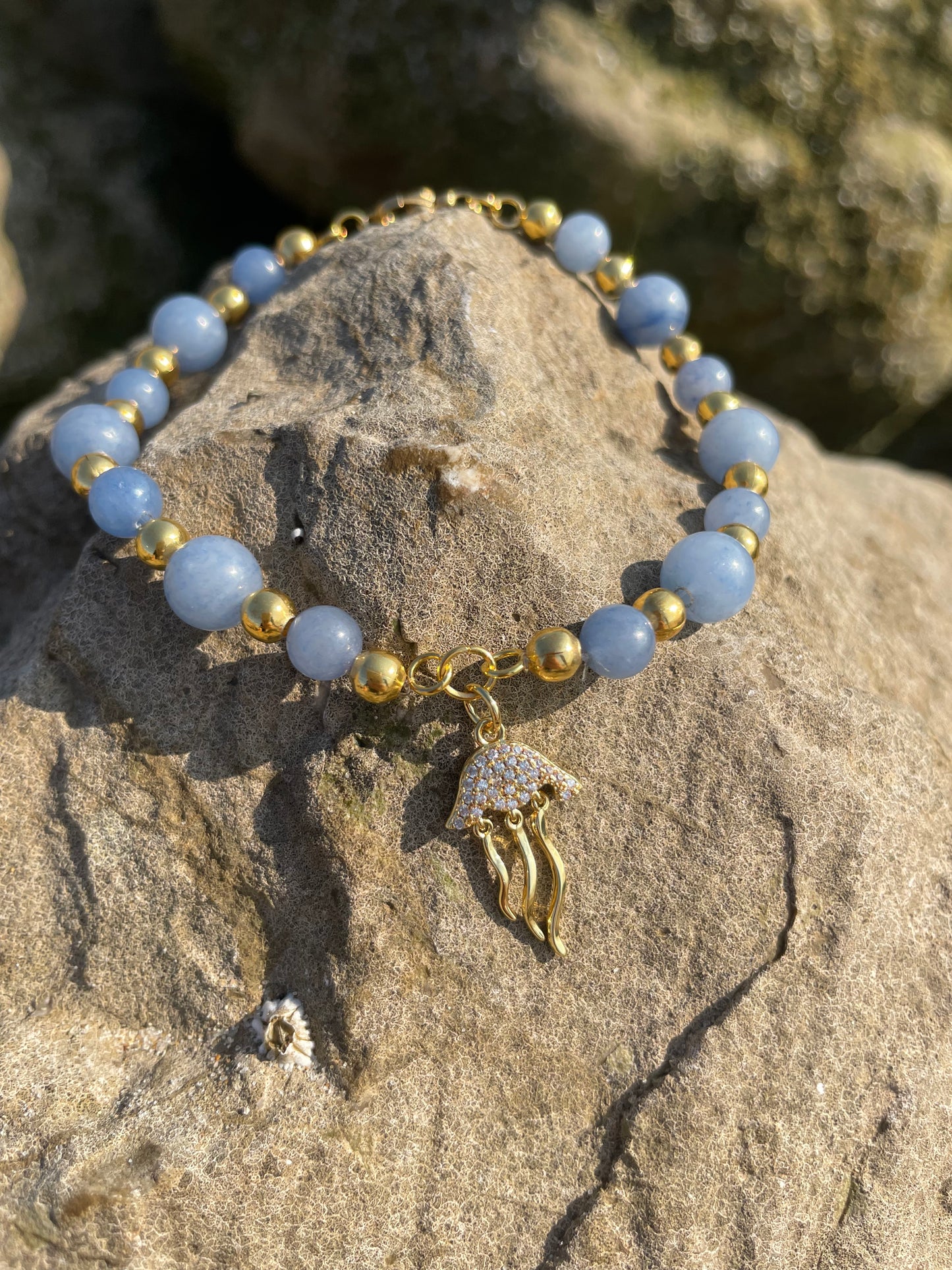 Bracelet "Aurelya" - Aventurine bleue & méduse dorée